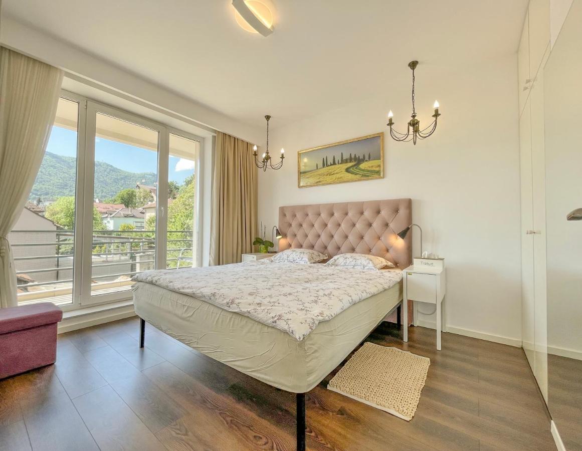 Central Premium Apartment Брашов Экстерьер фото