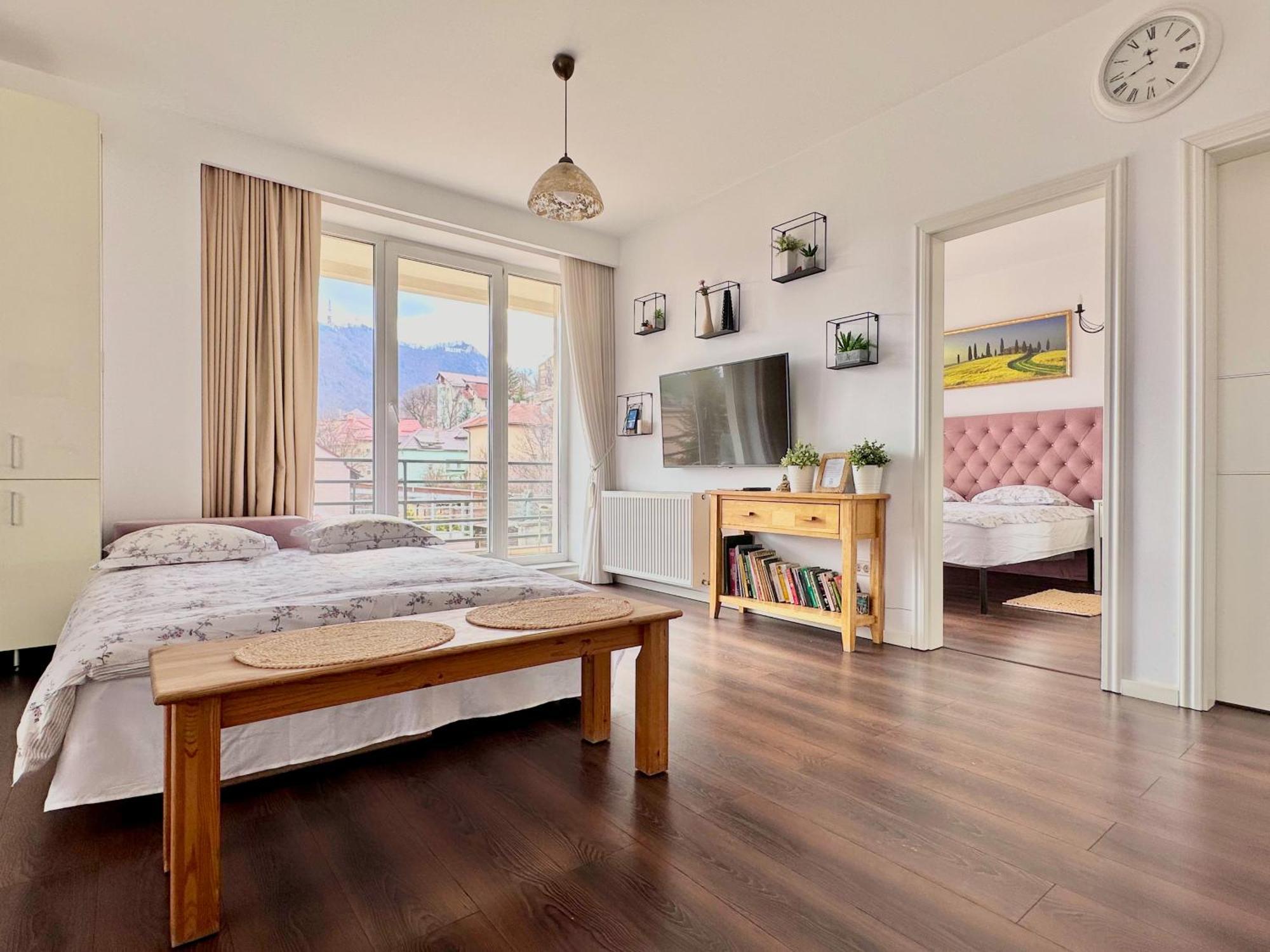 Central Premium Apartment Брашов Экстерьер фото